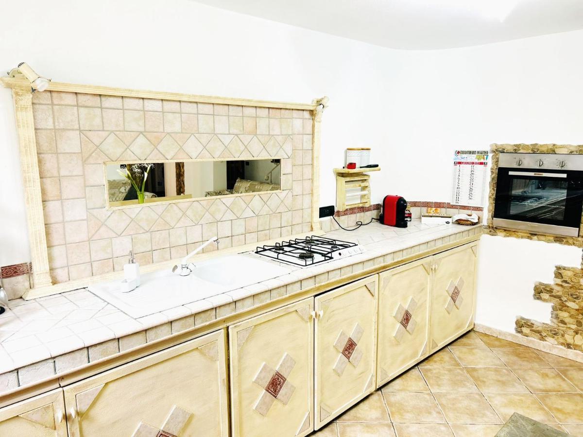 Villa Maria Antonietta House Porto Torres Exterior foto